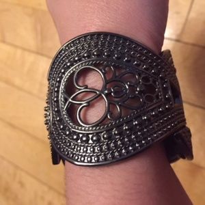 Gun metal ornate bracelet in Women